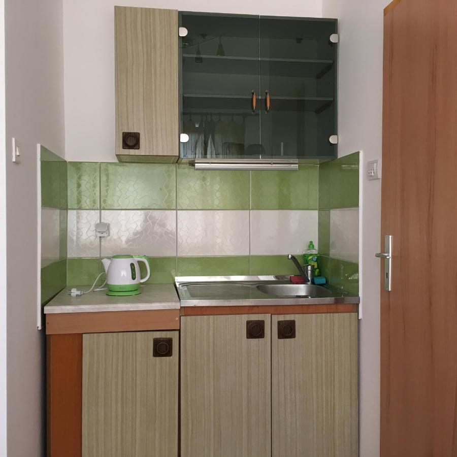 Feel Like Home Guest House ซาราเยโว ภายนอก รูปภาพ