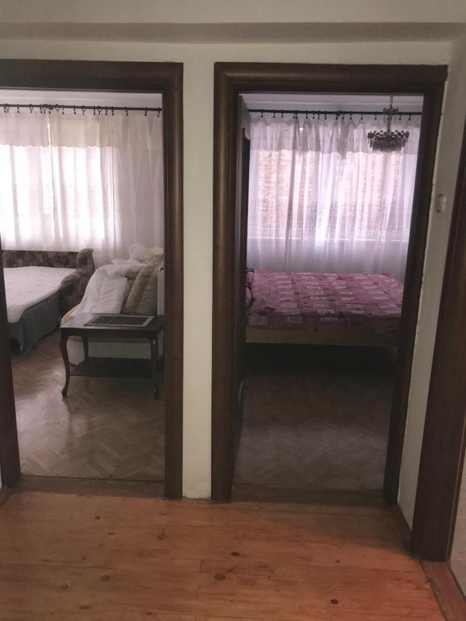 Feel Like Home Guest House ซาราเยโว ภายนอก รูปภาพ